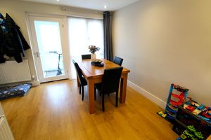 Dining Room- click for photo gallery